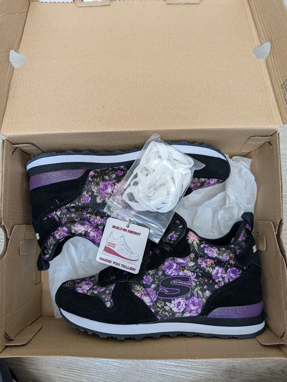 Skechers Original OG Hollywood Rose Black Purple Floral Platform Sneakers 7.5